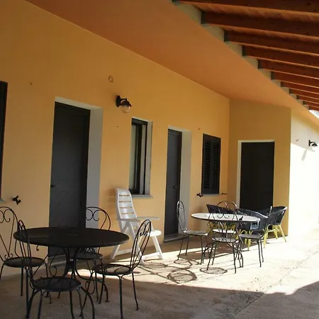 Su Pinnatu Alloggio per agriturismo *