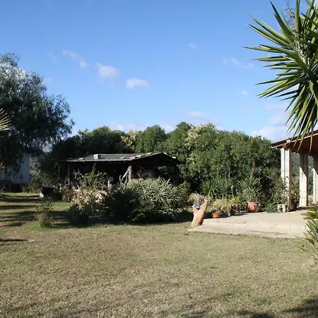 Alloggio per agriturismo Su Pinnatu Santa Lucia (Sardinia)