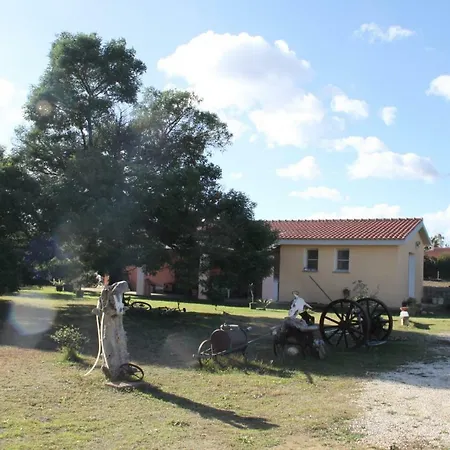 Alloggio per agriturismo Su Pinnatu Santa Lucia (Sardinia)