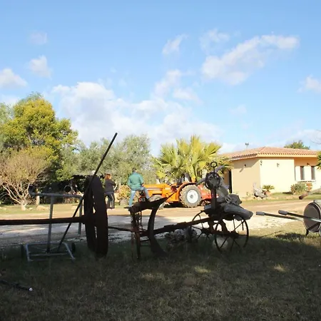 Su Pinnatu Alojamento de Turismo Rural Santa Lucia (Sardinia)